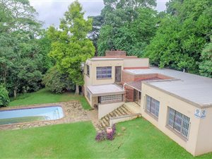 4 Bed House in Forest Hills