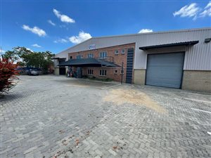 1058 m² Industrial space in North Riding