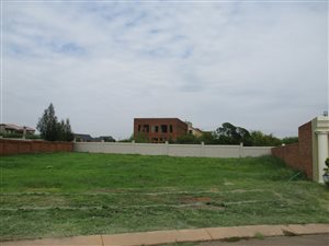 1016 m² Land available in Zambezi Country Estate