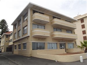 2 Bed Apartment in Strand North