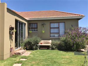 3 Bedroom House in Vredenburg