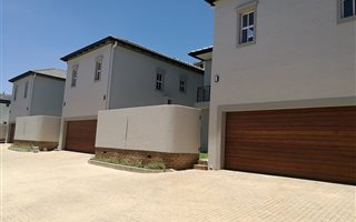 3 Bedroom Cluster in Craighall