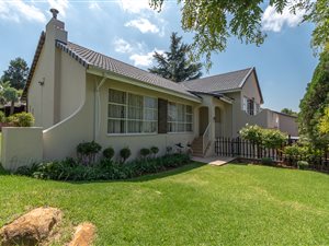 4 Bedroom House in Glenvista