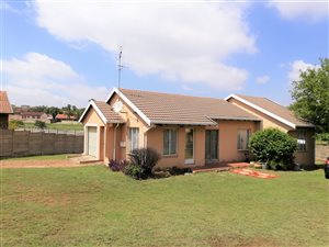 3 Bed House in The Reeds
