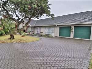 3 Bed House in Meerensee