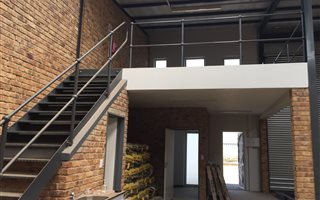 150 m² Industrial space in Chloorkop