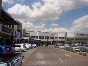 90 m² Retail Space in Bonaero Park