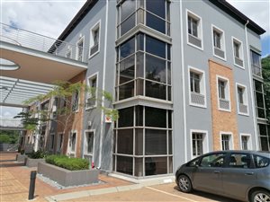 1088 m² Office Space in Bryanston