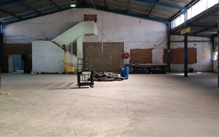 1303 m² Commercial space in Springfield Park