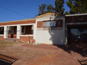 4 Bed House in Kwaggasrand
