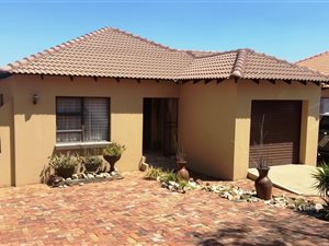 2 Bedroom House in Kungwini Country Estate