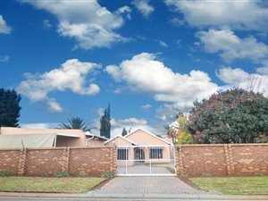 3 Bed House in Mayberry Park