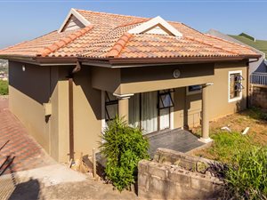 3 Bed House in Castlehill