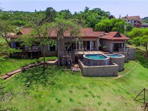 5 Bed House in Wild Fig Estate