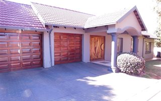 3 Bedroom House in Garsfontein
