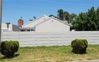 3 Bedroom Townhouse in Victoria Park