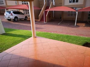 1 Bed Townhouse in Mondeor