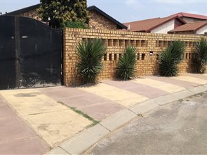 3 Bed House in Kagiso
