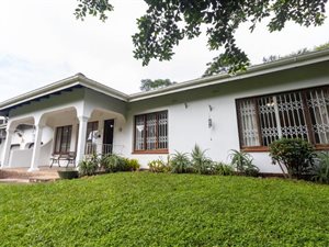 3 Bed Simplex in New Germany