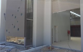 346 m² Commercial space in Brackenfell Industrial