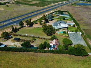 1.5 ha Farm in Stellenbosch Agricultural