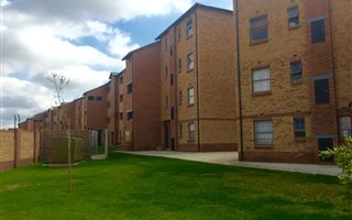 2 Bedroom Apartment in Raslouw