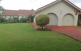 3 Bedroom House in Kanonkop