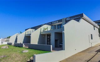 3 Bedroom Apartment in Uvongo
