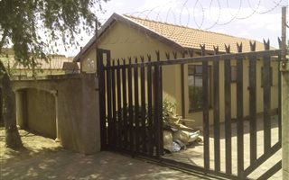 3 Bedroom House in Philip Nel Park