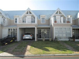 2 Bed Duplex in Strand Central