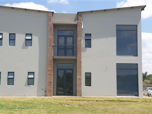250 m² Office Space in Silver Lakes