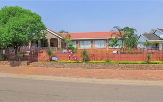 4 Bedroom House in Wonderboom