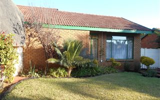 3 Bedroom House in Flora Park