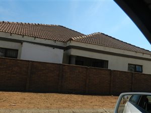 1 Bed Apartment in Kagiso