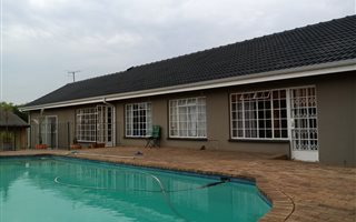 4 Bedroom House in Impala Park