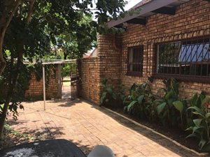 4 Bed House in Wilkoppies