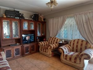 4 Bed House in Van Dyk Park