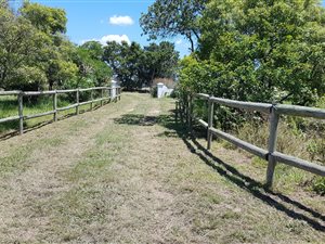 15.9 ha Farm in The Crags