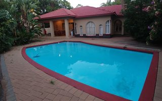 3 Bedroom House in Magalieskruin