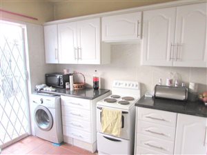 3 Bed House in Sunnyrock