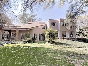 5 Bed House in Glenadrienne