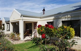 3 Bedroom House in Oudtshoorn Central