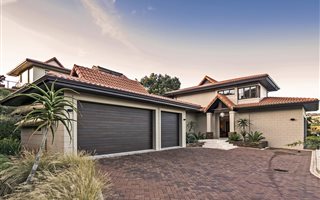 4 Bedroom House in Zimbali