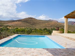 77 ha Farm in Oudtshoorn