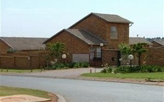 2 Bedroom Simplex in Allens Nek