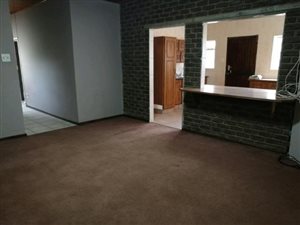 2 Bed Garden Cottage in Pomona