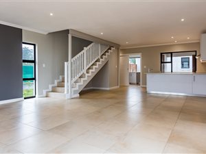 3 Bed House in Emberton Estate