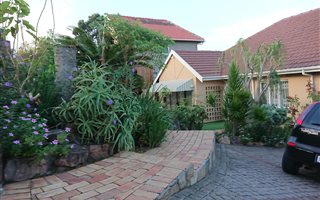 5 Bedroom House in Sherwood