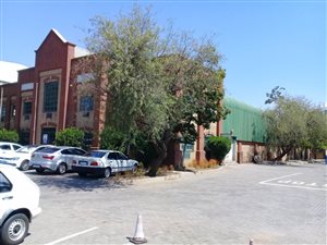 2057 m² Industrial space in Rooihuiskraal