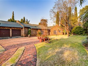 2 ha Farm in Bredell AH